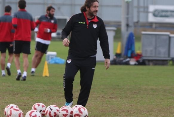  Fatih Tekke: 