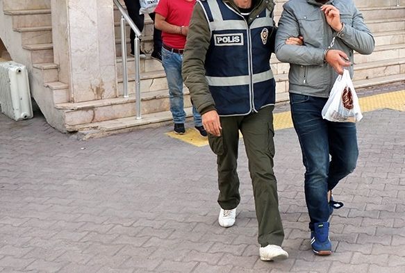 Çeşitli suçlardan aranan 41 şahıs gözaltına alındı