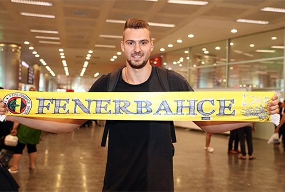 'Fenerbahede oynamak benim iin bir onur'