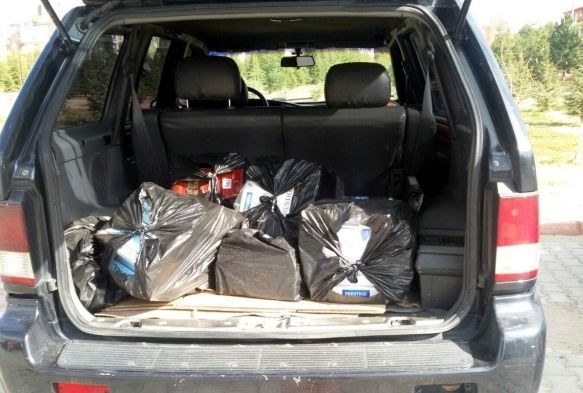 3 farklı operasyonda toplam bin 418 paket kaçak sigara ele geçirildi