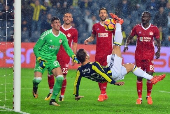 Fenerbahe'nin Soldado'su Var
