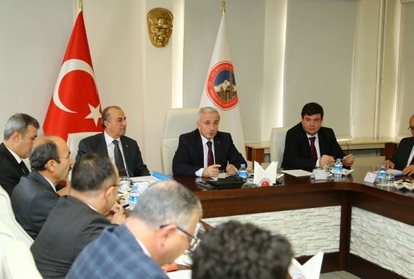 Vali Kamçı, Kaymakamlarla bir araya geldi