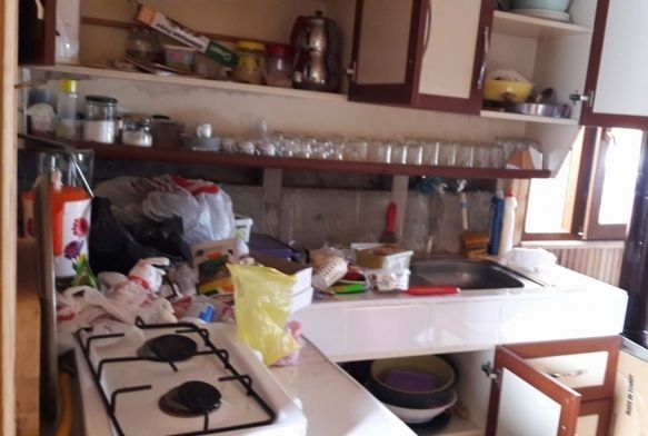 PKK'l terristler yaylada girilmedik ev neredeyse brakmamlar