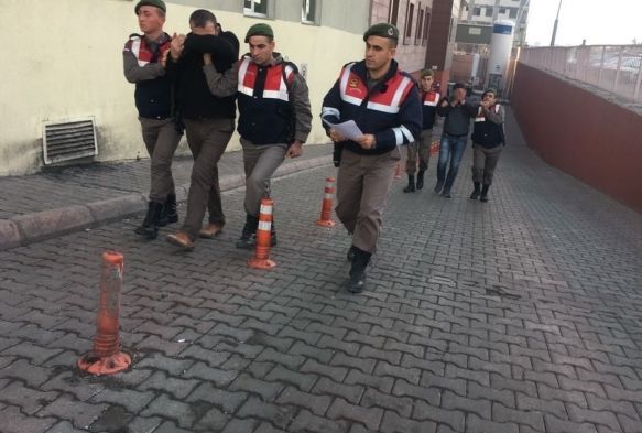 Kablo hırsızı iki kişi yakalandı