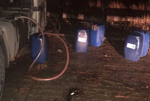 Mazot hırsızları jandarmadan kaçamadı