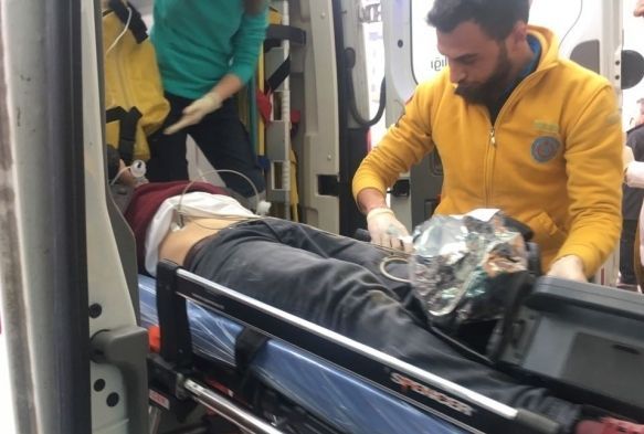 Kuş avlamak isterken arkadaşını vurdu