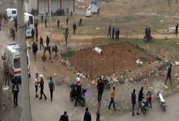 Kilis'te polis evi ve valilik kona yaknna 2 roket dt
