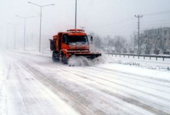 Kayseri'de yol açma çalışmaları devam ediyor