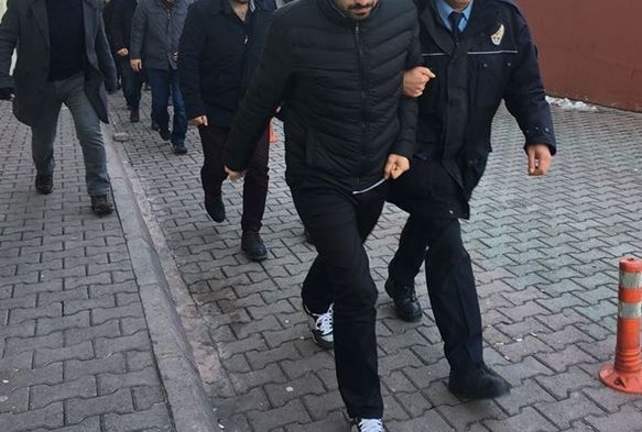 By lock'tan gözaltına alınan 8 kişi hakim karşısında