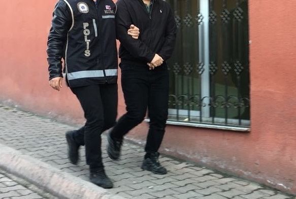 FETÖ'den gözaltına alınan öğretim görevlisi tutuklandı