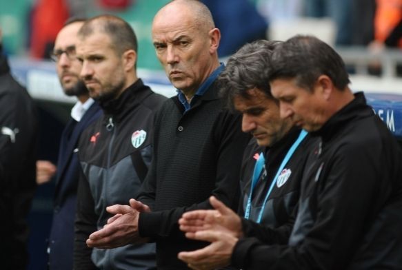 Le Guen: Savamaktan vazgeecek son kii benim