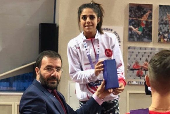 ocuk Gelin Deil ampiyon Oldum