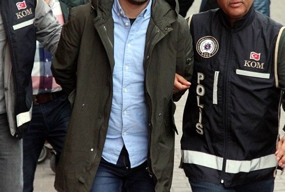  'Bir yere gittiimiz yok' dedi, yurt dna kaarken yakaland 