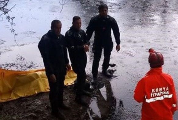 Serinlemek iin girdii barajda bouldu