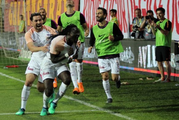 ampiyon Galatasaray!