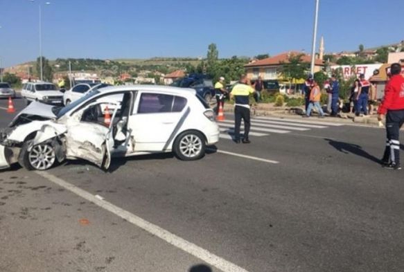 Kayseri'de trafik kazas: 9 yaral