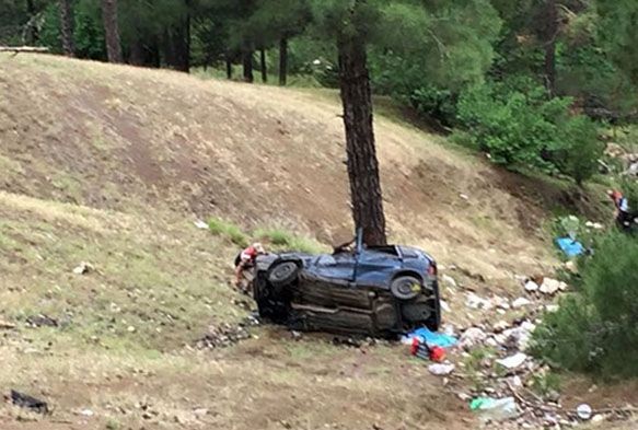 Feci trafik kazas! 2 l, 2 yaral