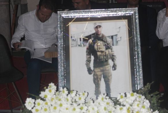 ehit Muratdann ansna iftar yemei verildi