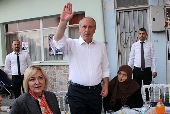 Muharrem nce, kynde iftar yemei verdi