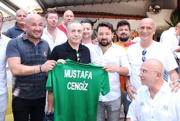 Mustafa Cengiz: 