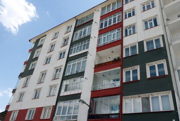 Sihirli Apartman! 4 milletvekili, 6 il bakan... 