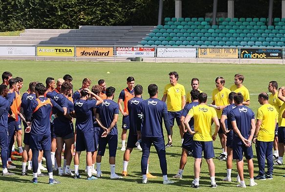 Fenerbahe hazrlklarn srdryor
