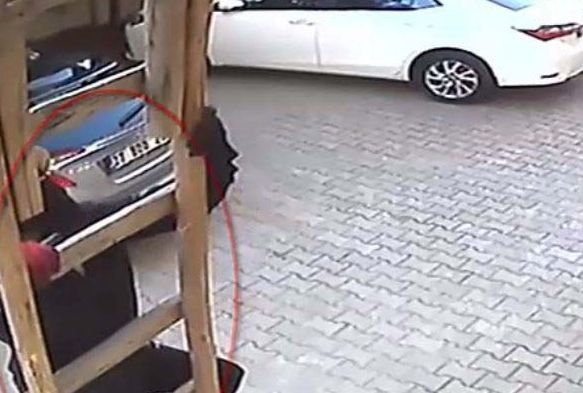 rmcek adam gibi hrsz gvenlik kameralarna yakaland