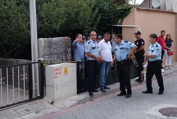 Eini ve kzn ldrp intihar etti