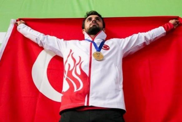Keyseri ekersporlu Milli Grei Ekrem ztrk Dnya ampiyonu oldu