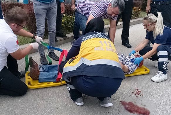Traktrn rmorkundan den adam, kendisini unuttu traktr sordu