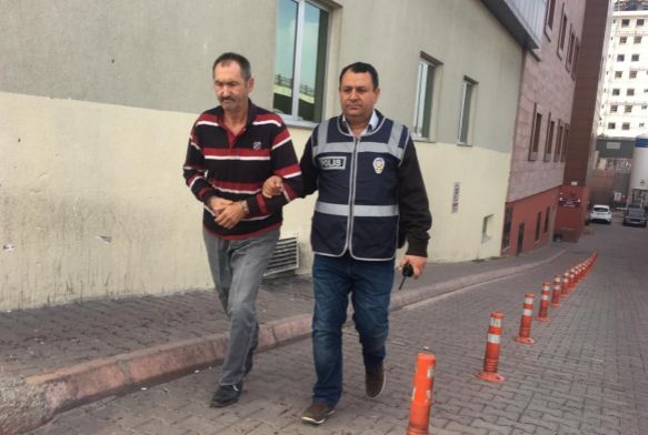  yerlerinden 98 bin TLlik el aletleri alan hrsz polisten kaamad