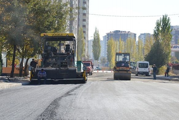 Melikgazide Asfalt almalar Devam Ediyor
