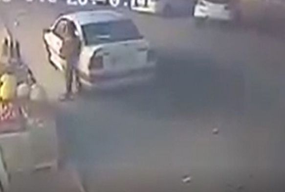 Laptop hırsızı güvenlik kamerasına yakalandı