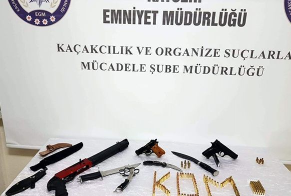 Silah Ticaretini Sosyal Medyada Yapan Kişi Yakalandı