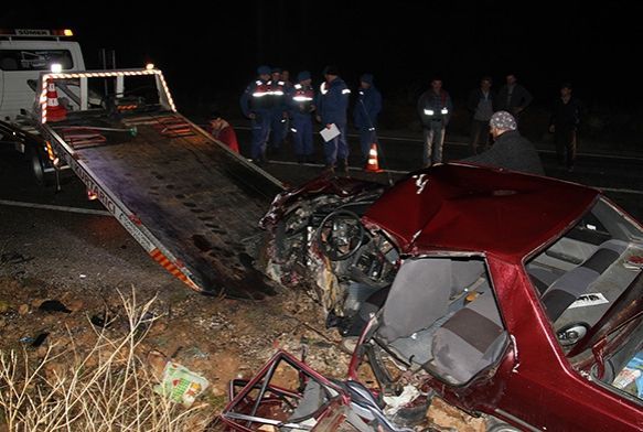 Trafik Kazas: 2 l, 2 yaral