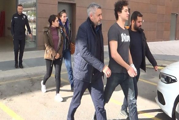 Doktor cinayetinde pheli tp rencisi ve doktor sevgilisi tutukland