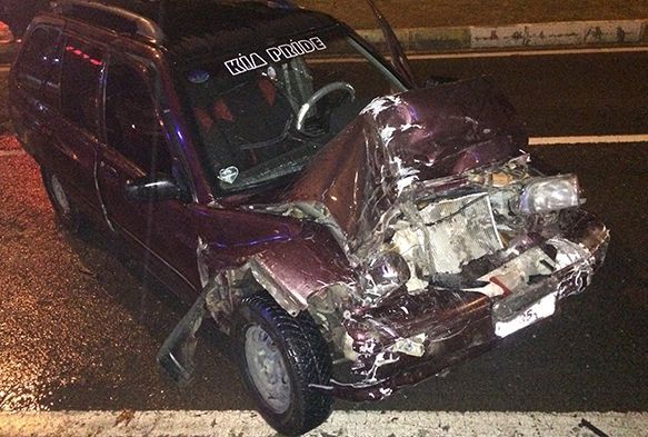 Ambulansla otomobil çarpıştı:1 yaralı