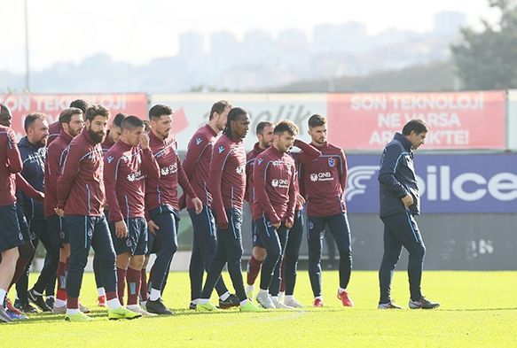 nal Karaman ve rencilerinin akl zirvede