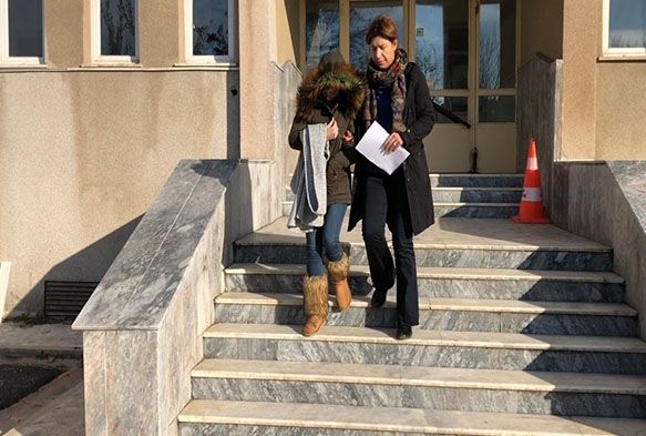 nce Dourdu, Sonra ldrd, ki Gn Valizde Saklad