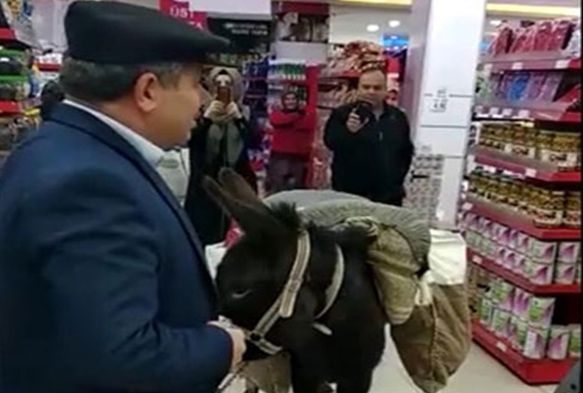 Markette eekli protestoya 4 bin lira ceza