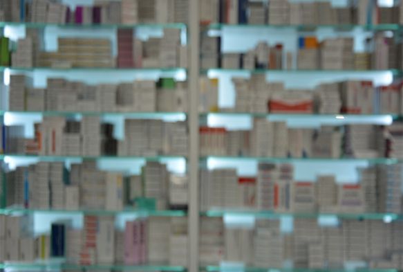 Yabancı ilaç firmaları stok yapıyor