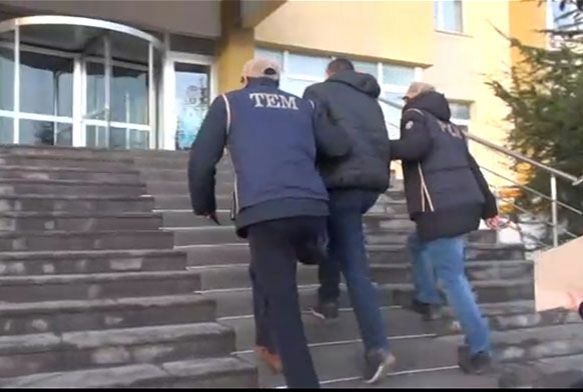 Kayseri merkezli 4 ilde FET operasyonu: 7 gzalt