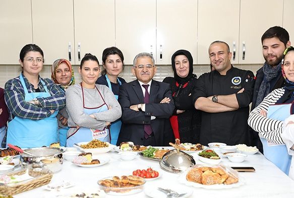 Başkan Büyükkılıç: “Glutensiz ürünler için aşçılık eğitimi”