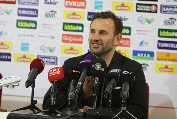 Okan Buruk: 10 matr kaybetmeyen bir takma kar kazandk
