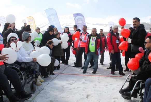 Erciyes, 9uncu kez engelleri ayor