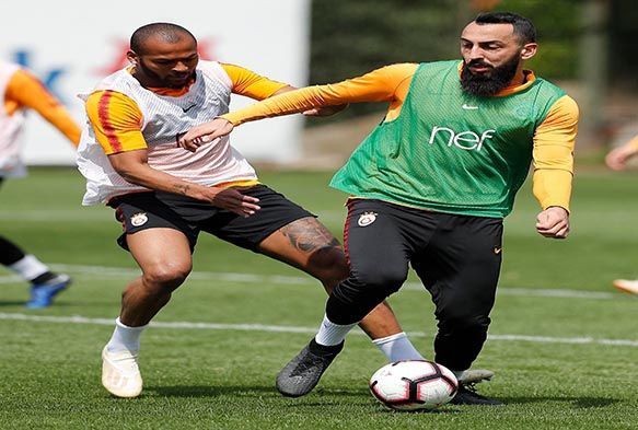 Galatasaray'da Kayserispor mesaisi balad