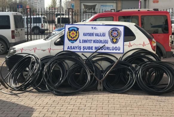 Kayseri'de kablo hırsızları yakalandı