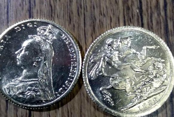 Kayseri'de 4 kilo 564 gram tarihi altın sikke ele geçirildi