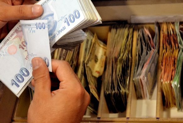 Serbest piyasada döviz fiyatları