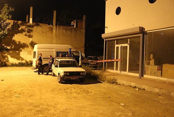 Siyanürden 2 kişi öldü